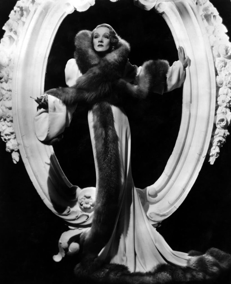 ภาพถ่ายของ Marlene Dietrich