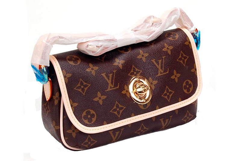 กระเป๋าถือแฟชั่นจากแบรนด์ Louis Vuitton