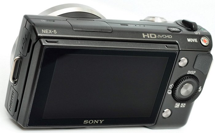 วิธีเลือกกล้องดิจิตอลให้สาวๆ Sony Alpha NEX-5