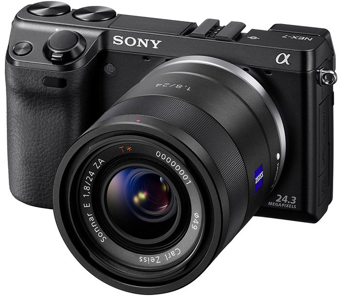 วิธีเลือกกล้องดิจิตอลให้สาวๆ Sony Alpha NEX-7