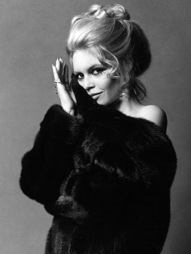 Brigitte Bardot ภาพถ่ายขาวดำ