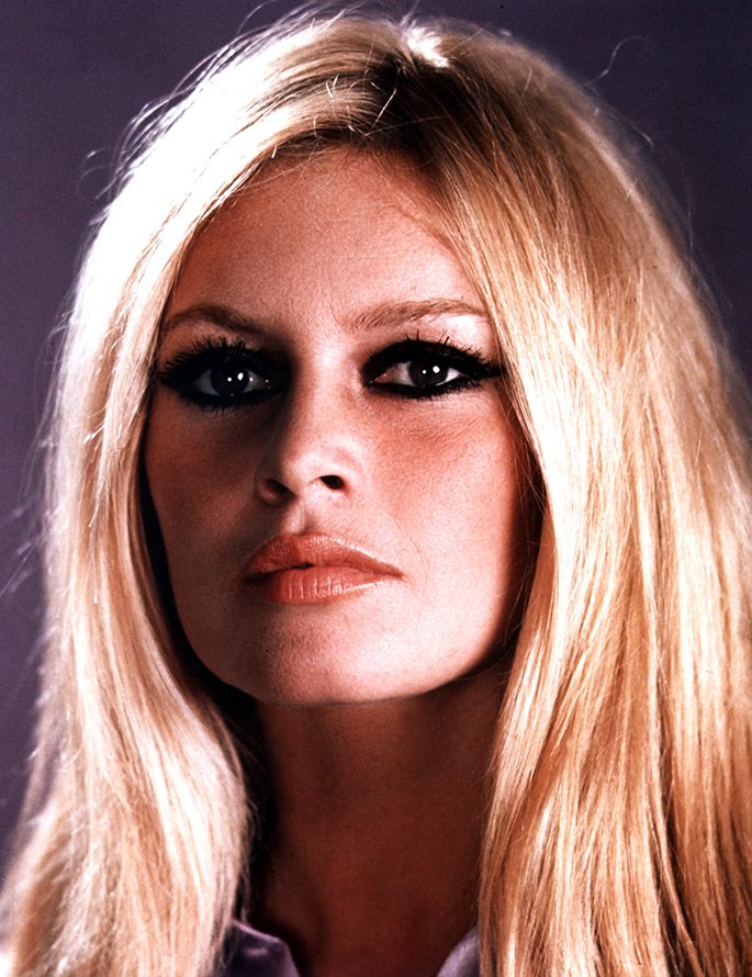 ภาพถ่าย Brigitte Bardot ในวัยหนุ่มของเขา