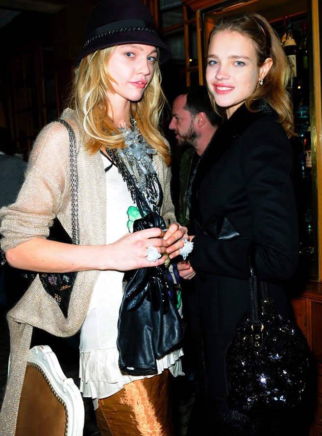 Sasha Pivovarova และ Natalia Vodianova