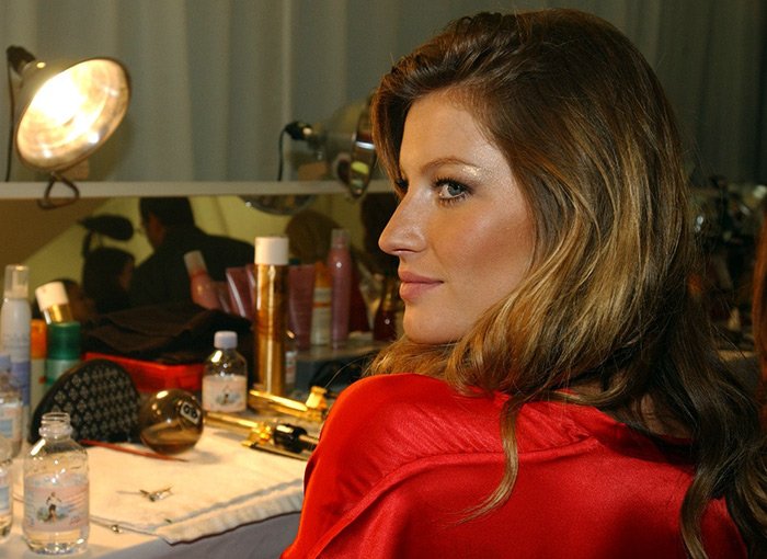 Gisele Bündchen - ภาพถ่ายในที่ทำงาน