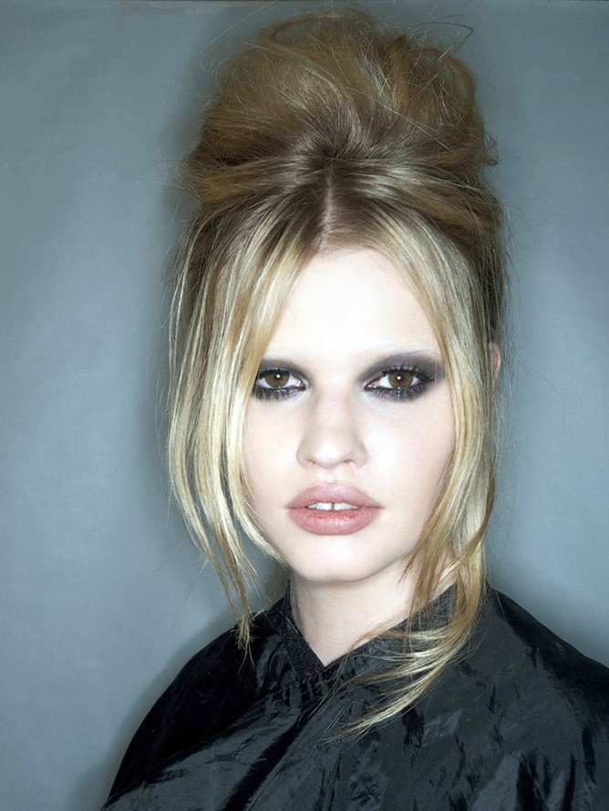 นางแบบภาพถ่าย Lara Stone