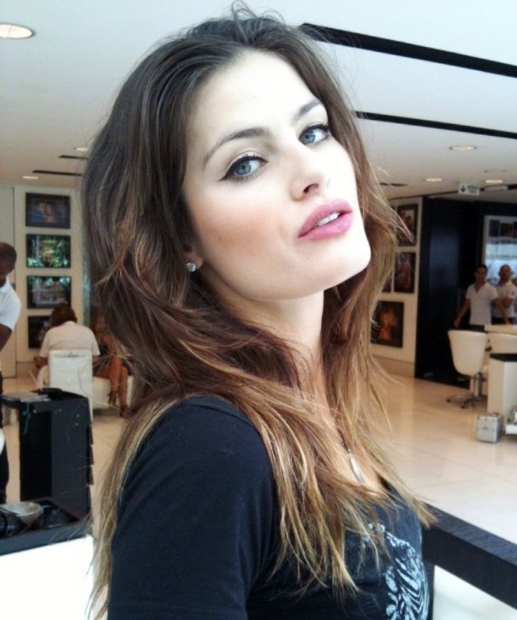 ภาพเหมือนของ Isabeli Fontana