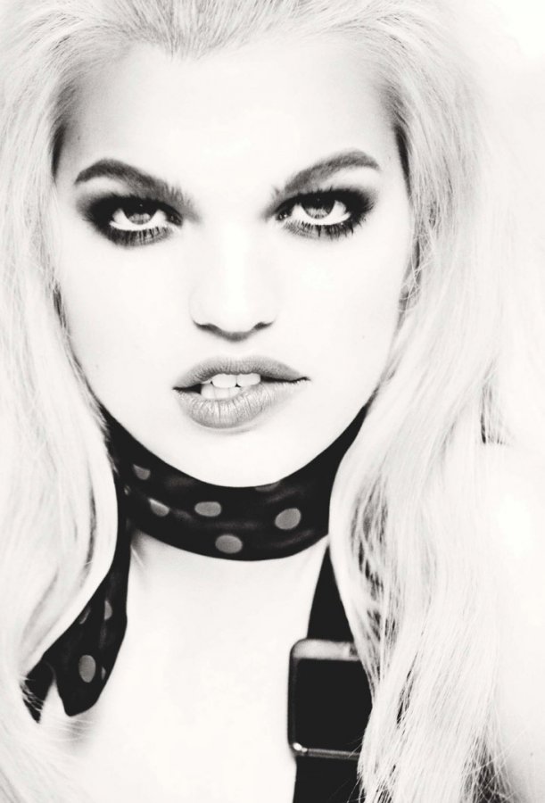 นางแบบชั้นนำ Daphne Groenveld ภาพถ่าย