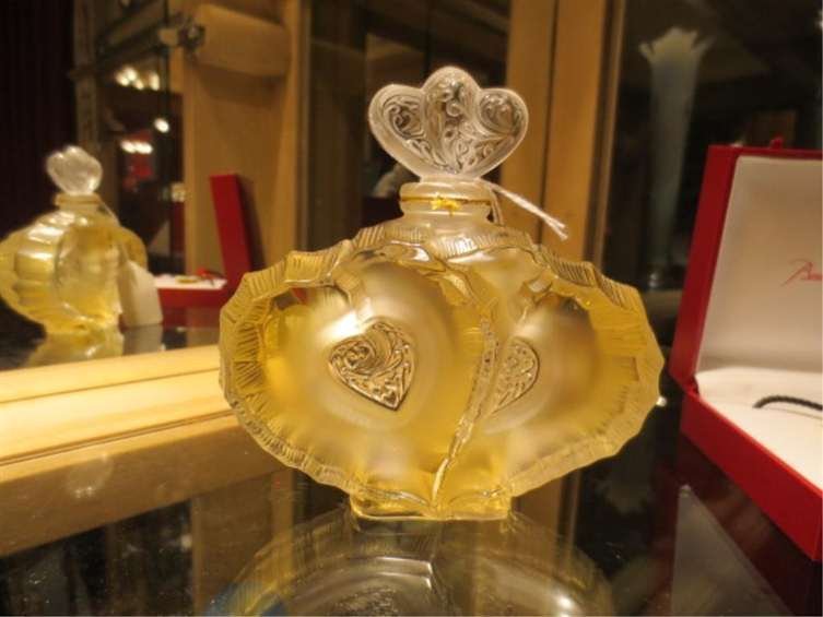 ขวด Rene Lalique