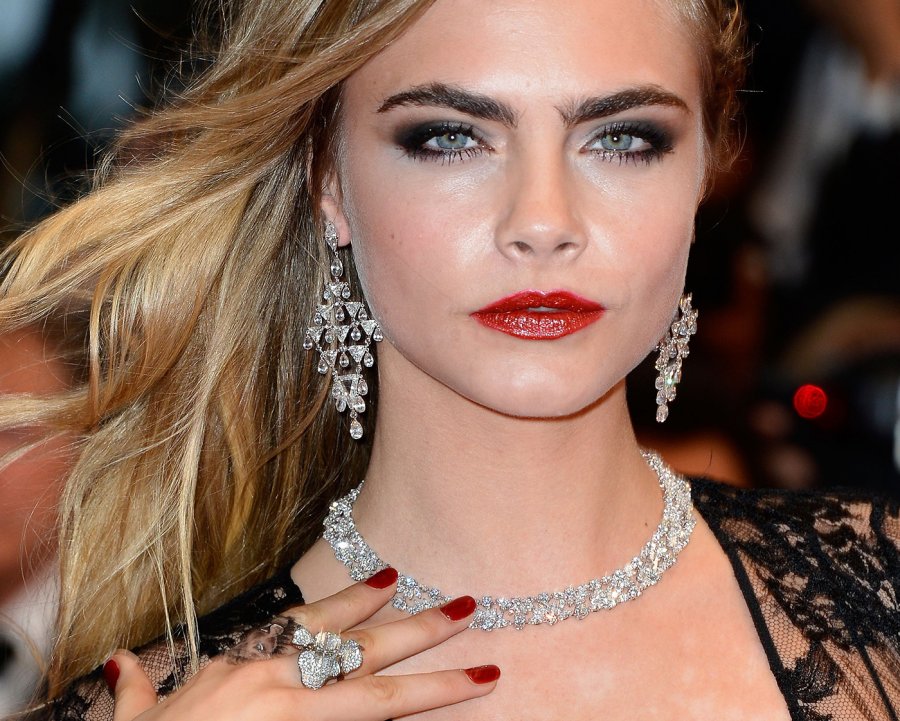 นางแบบชั้นนำ Cara Delevingne