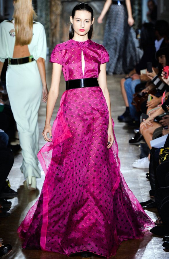 ชุด John Galliano