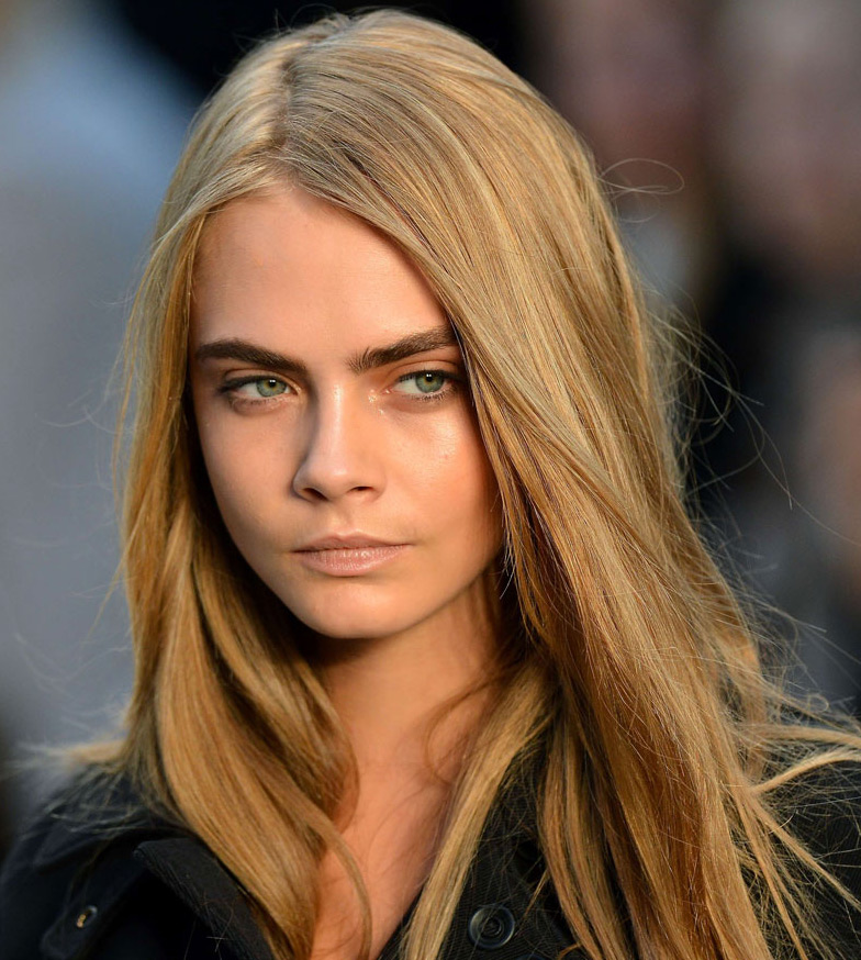 คิ้วดกของ Cara Delevingne