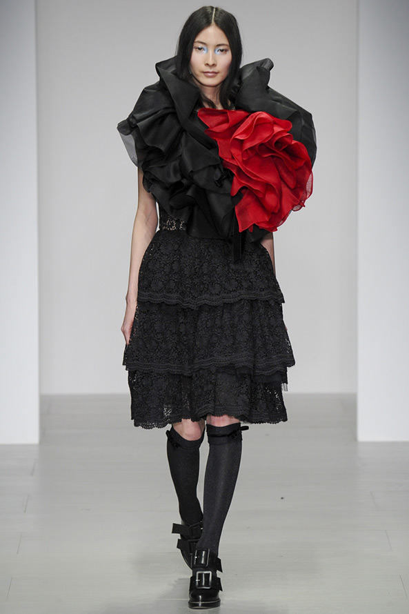 ชุด John Rocha