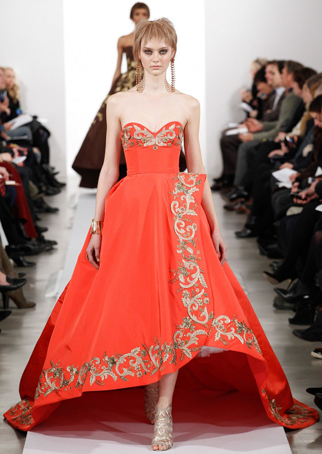 ชุด Oscar de la Renta ภาพถ่าย