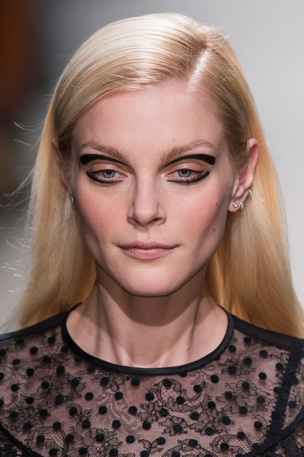 คอลเลกชั่น Rochas และ Jessica Stam