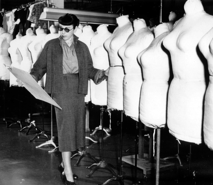 Edith Head - ผู้ออกแบบเครื่องแต่งกาย