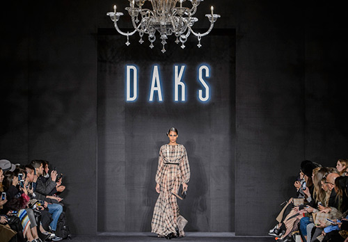 DAKS - ประวัติแบรนด์และสไตล์อังกฤษ