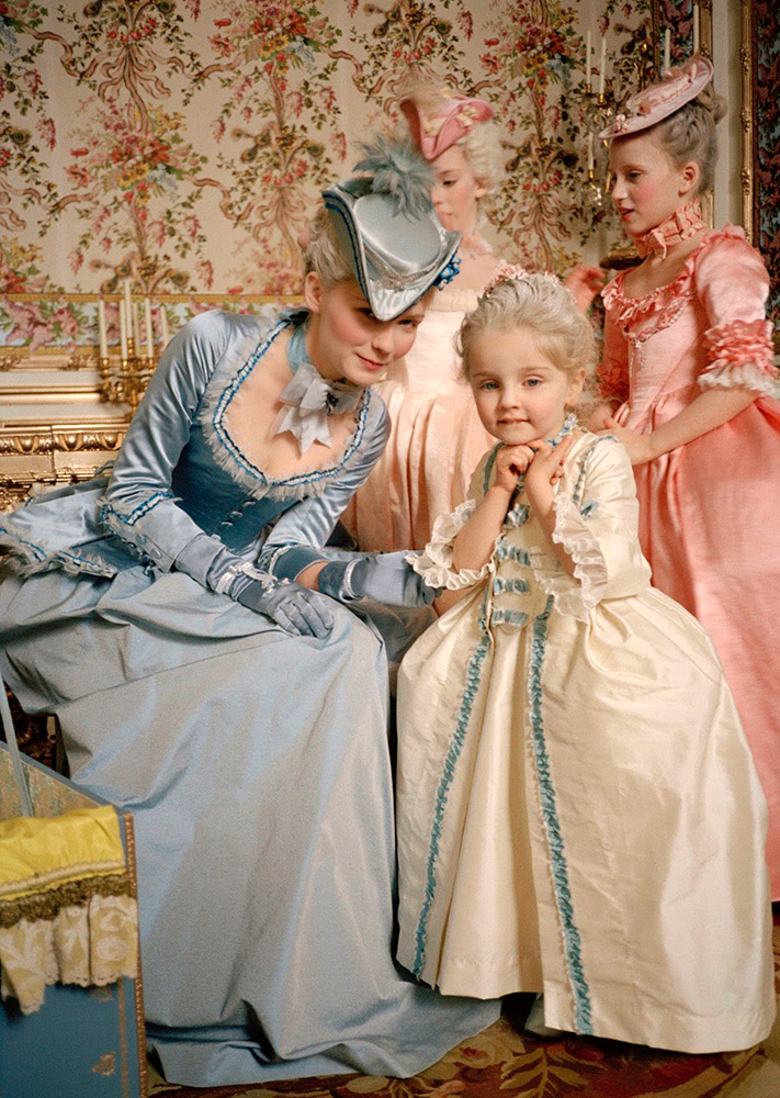 เครื่องแต่งกายจากภาพยนตร์เรื่อง Marie Antoinette