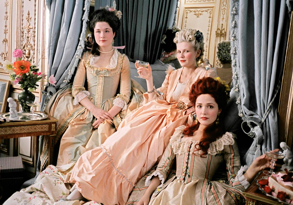 เดรสจากภาพยนตร์เรื่อง Marie Antoinette