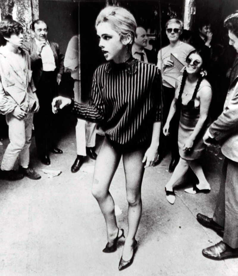 วิธีเลียนแบบลุคของ Edie Sedgwick