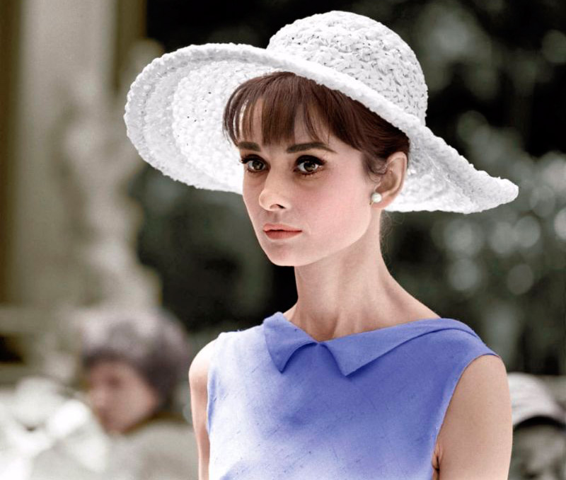 หมวก 31 Audrey Hepburn ในรูปถ่ายสี