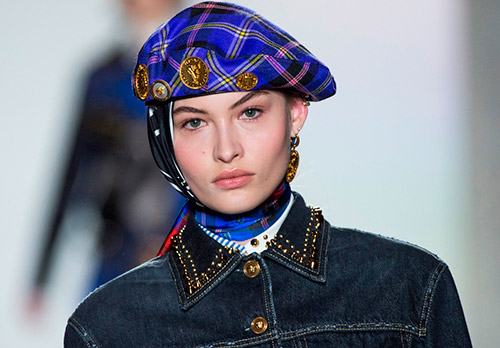 How to wear berets in the 2024-2025 season