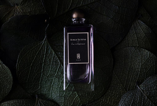 น้ำหอมอโรมา La Religieuse โดย Serge Lutens