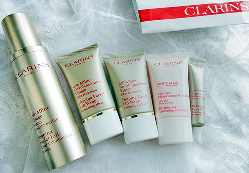 Clarins rejuvenating face serum รีวิวของฉัน