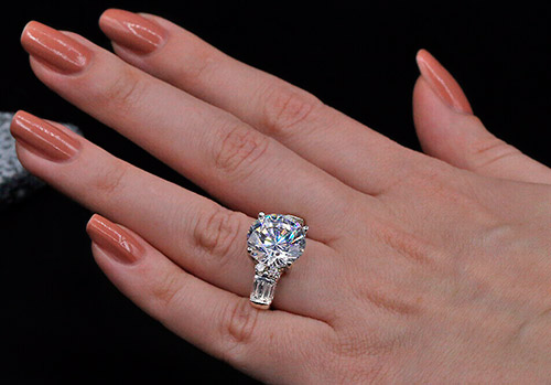 Moissanite is the best replacement for a diamond