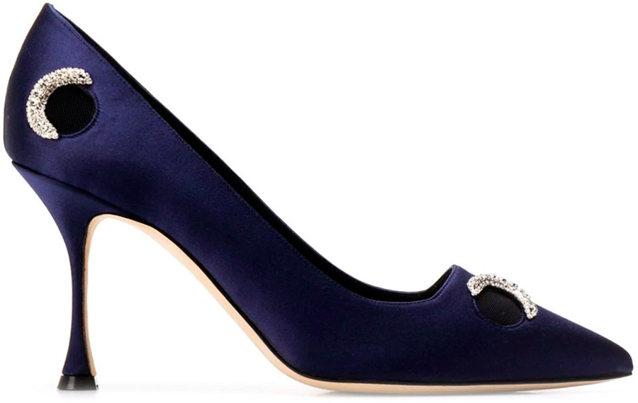 รองเท้า Manolo Blahnik สำหรับปีใหม่