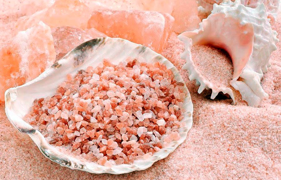 Salt baths for beauty