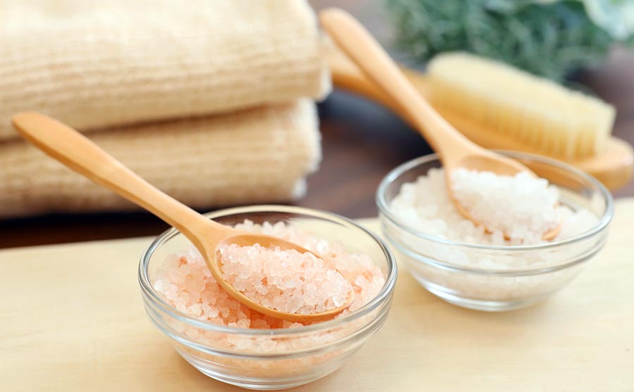 Salt baths: benefits for beauty and health